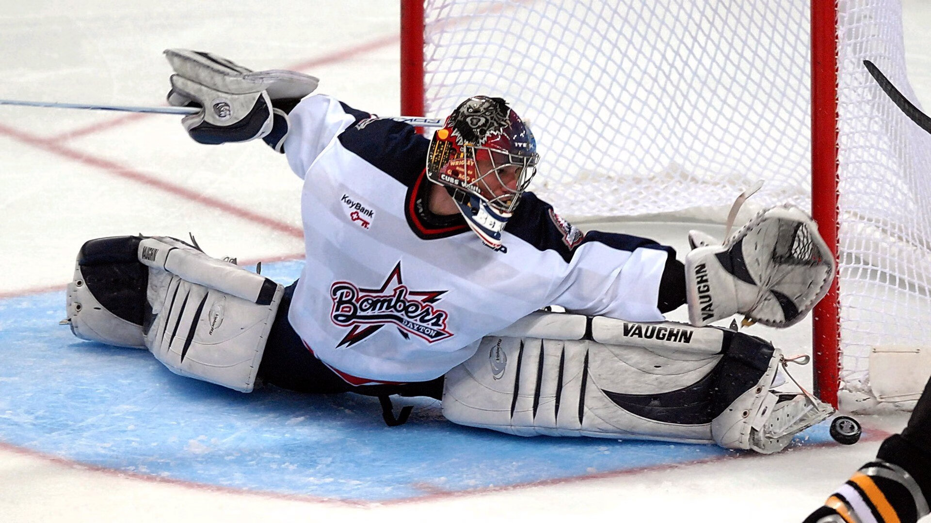 《守望先锋》联赛:版本更新对战队战术的影响,守望先锋联赛持续多久