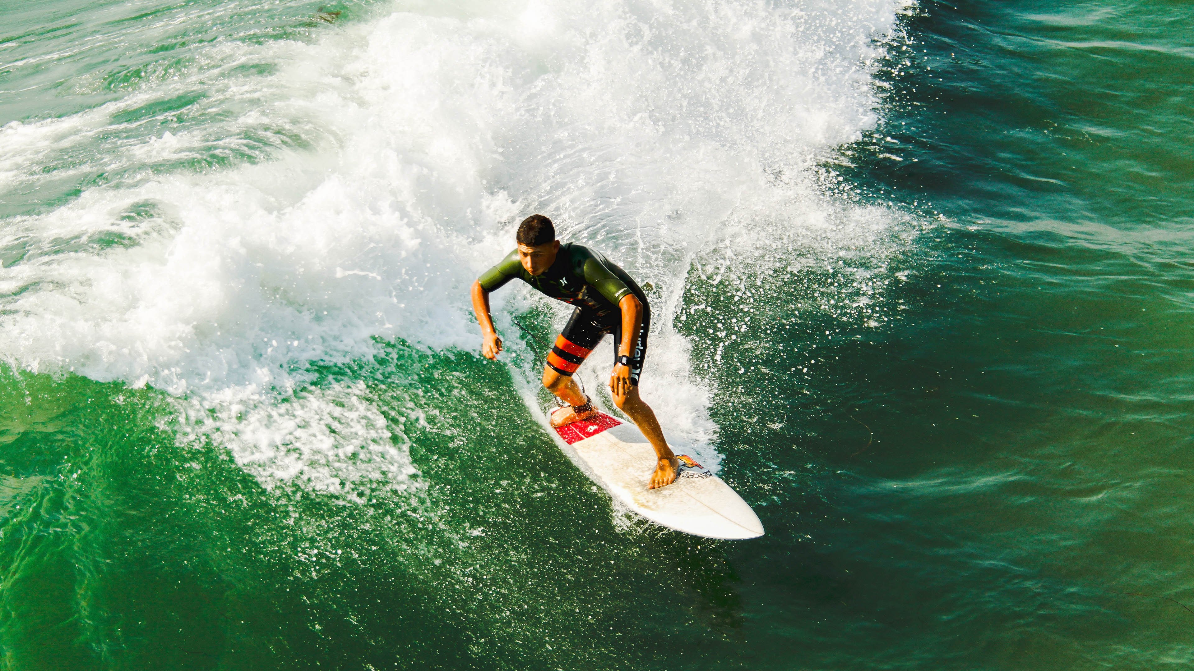 中国全民足球运动发展报告发布,行业持续健康发展,中国足球运动发展现状与分析